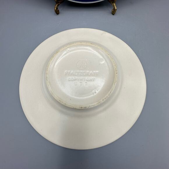 Vtg Plates in Blueberry Pattern by Pfaltzgraff, 2 B&B plates, 2 Salad Plates - Picture 8 of 9